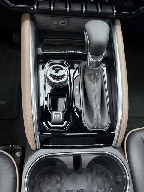 New 2026 GMC Canyon Denali AWD/4WD image 25