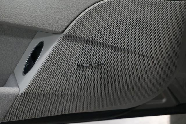 Used 2004 Mercedes-Benz E 320 Sedan image 17