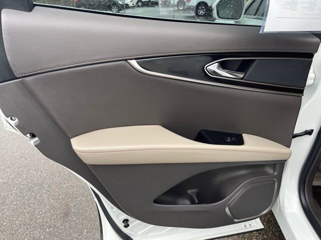 Used 2023 Lincoln Nautilus Standard w/ Premium Package image 29