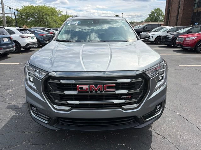 Certified 2024 GMC Terrain AT4 w/ LPO, Floor Liner Package AWD/4WD image 2