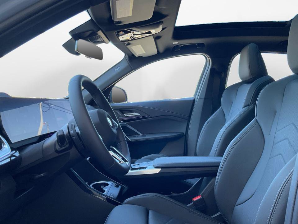 New 2027 BMW X2 xDrive28i AWD/4WD image 9