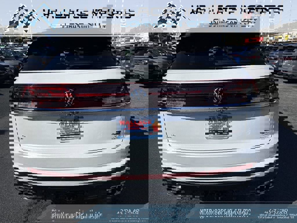 New 2026 Volkswagen Atlas Cross Sport SEL Premium R-Line image 5