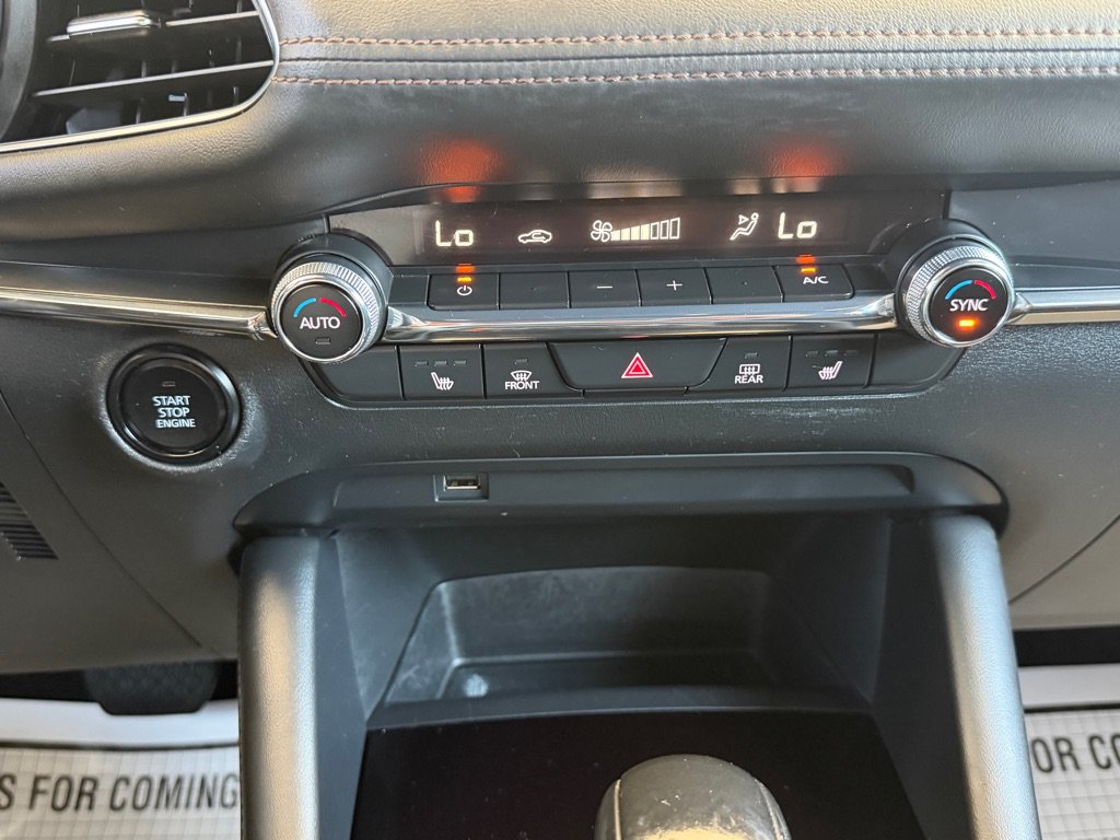 Used 2019 MAZDA MAZDA3 AWD Hatchback w/ Premium Pkg image 16