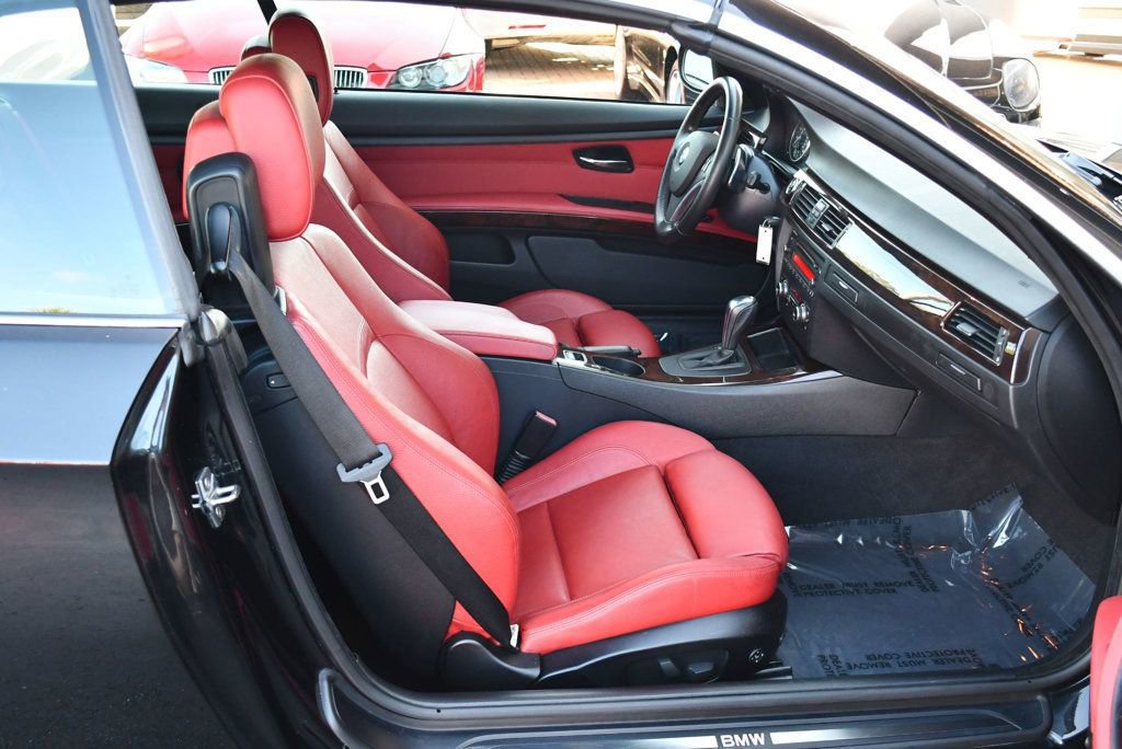 Used 2011 BMW 335i Convertible image 60