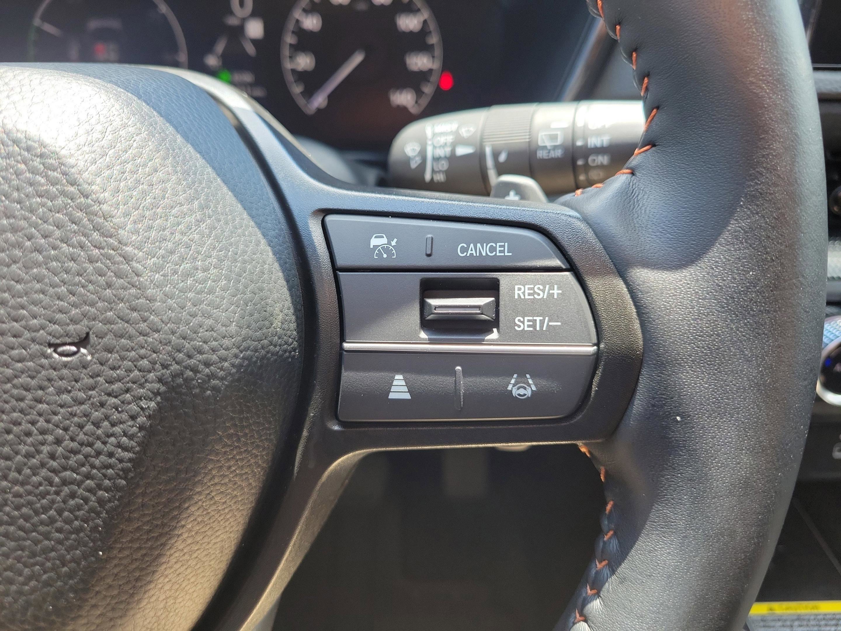 Used 2025 Honda CR-V Sport-L image 30