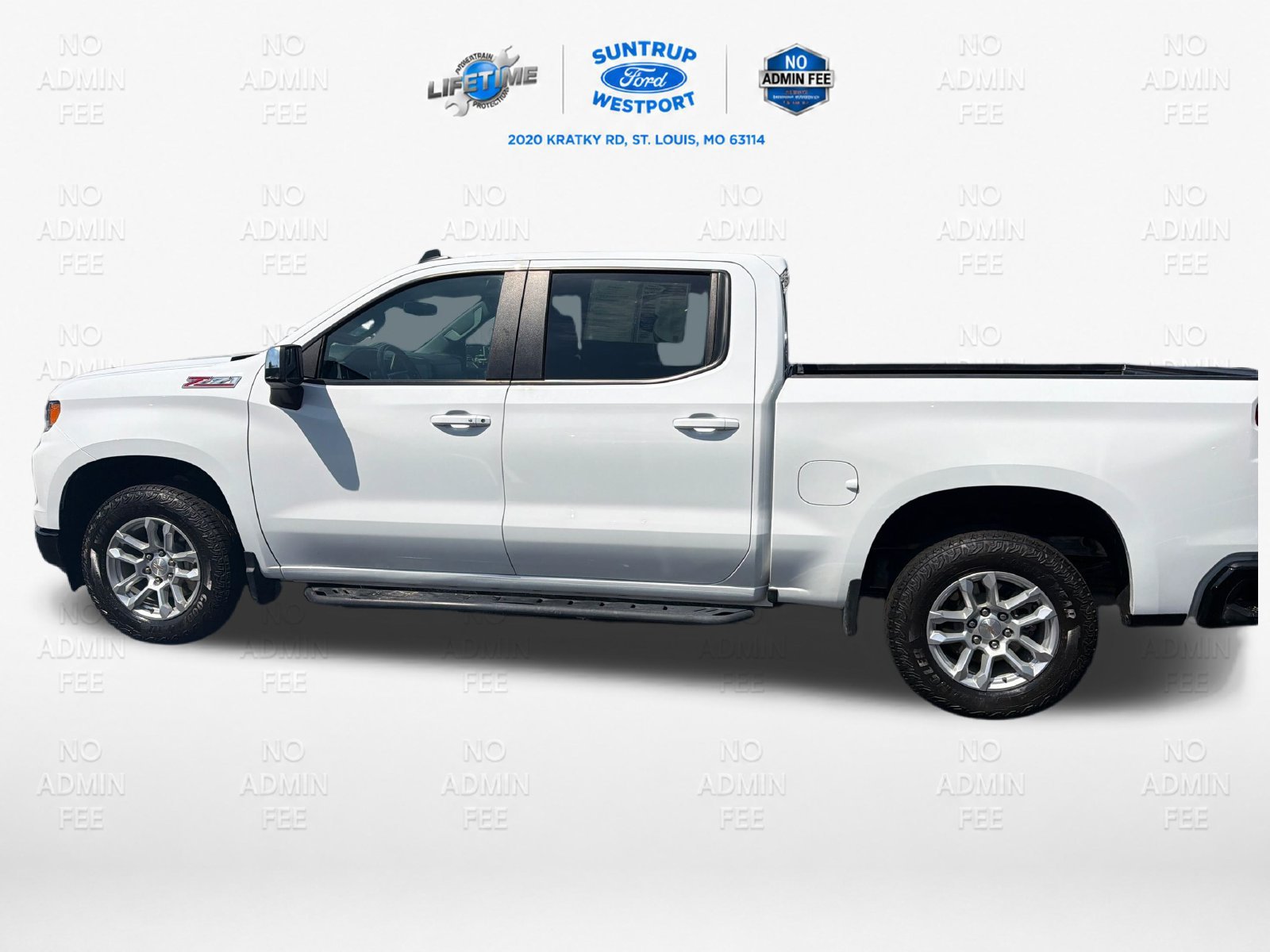 Used 2024 Chevrolet Silverado 1500 LT AWD/4WD image 2
