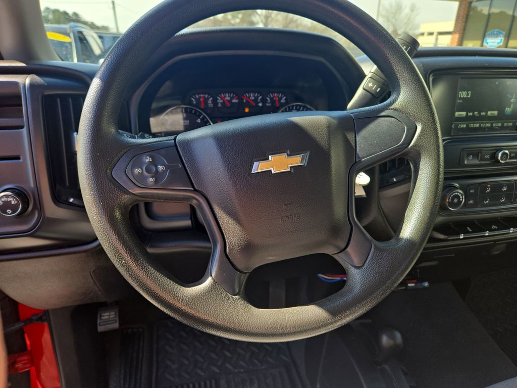 Used 2019 Chevrolet Silverado 1500 Custom w/ Custom Convenience Package AWD/4WD image 15