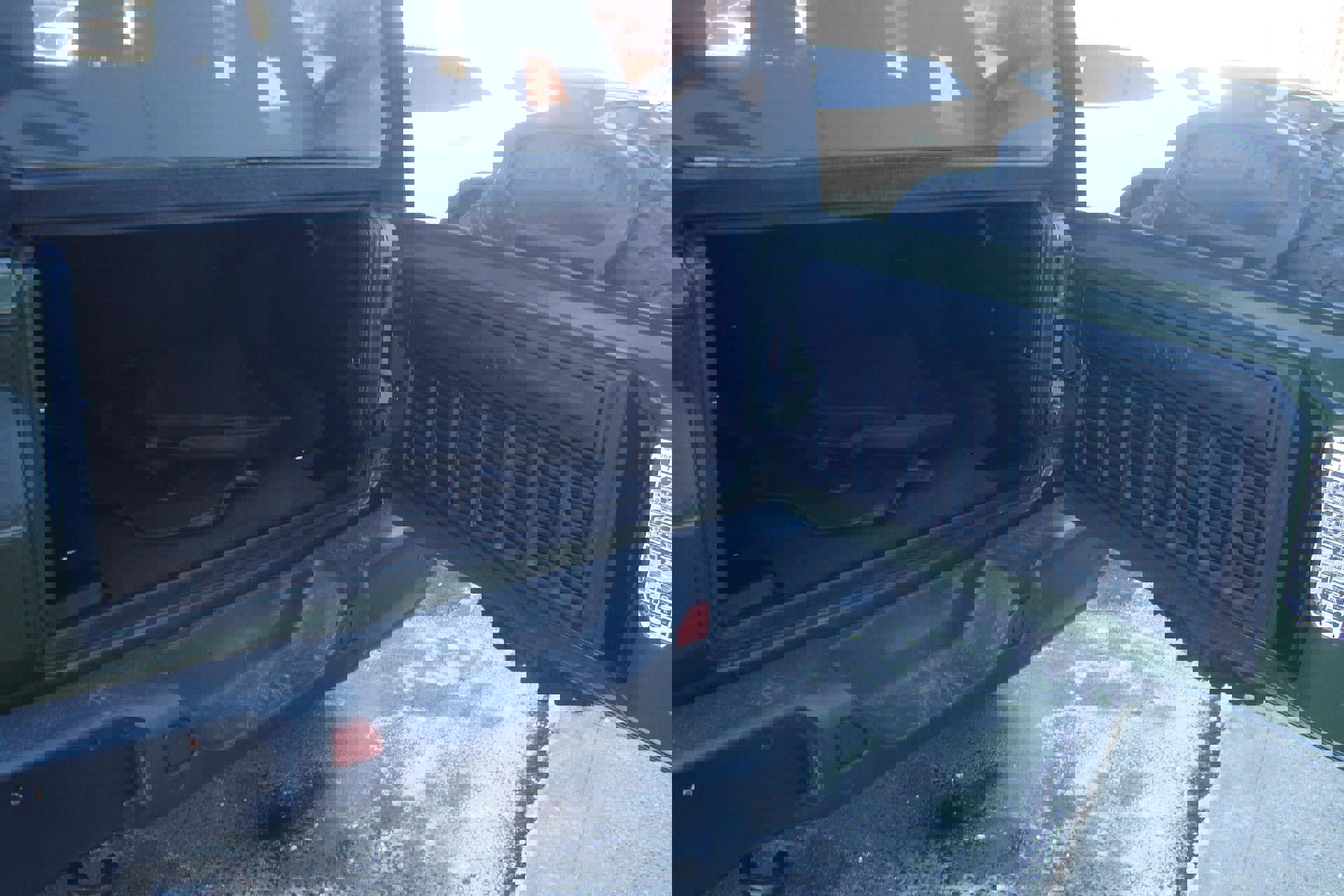 Used 2023 Jeep Wrangler Unlimited Sport image 14