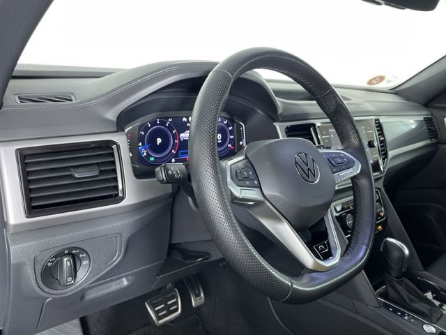 Used 2020 Volkswagen Atlas Cross Sport SEL R-Line image 28