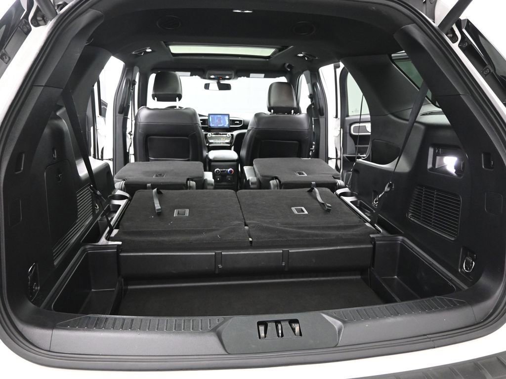 Certified 2022 Ford Explorer ST w/ ST Street Pack image 24