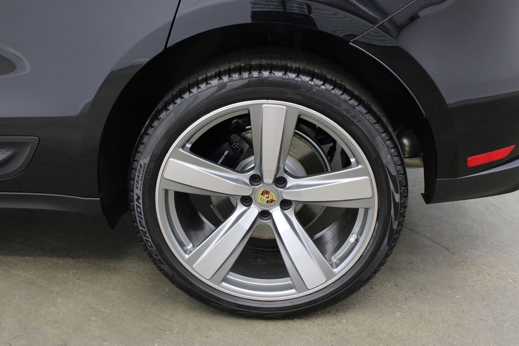 New 2026 Porsche Macan image 14
