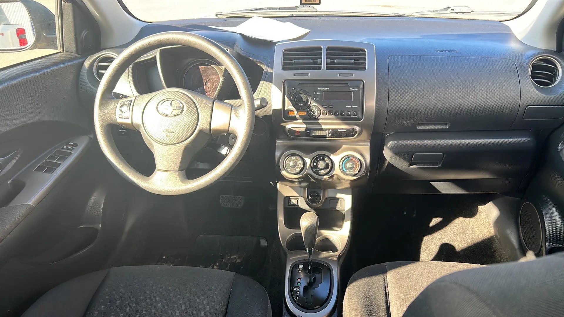 Used 2012 Scion xD image 7