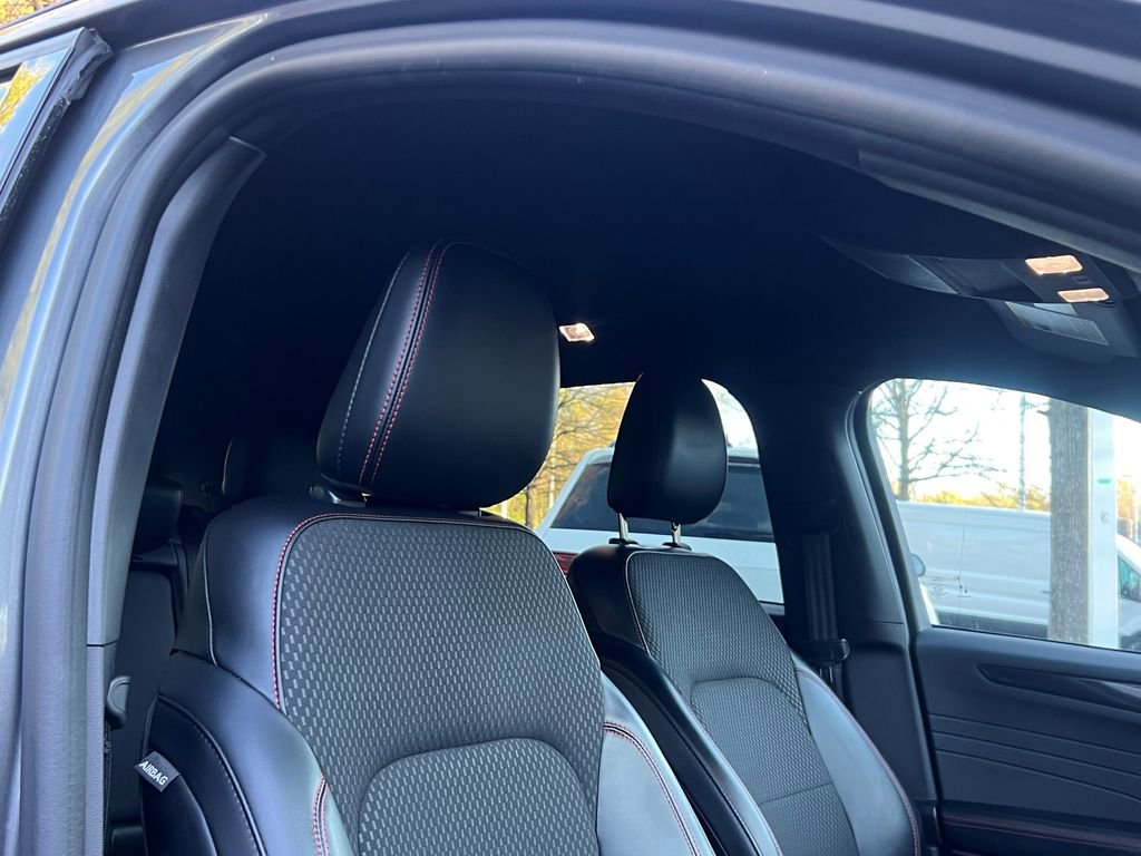 Used 2024 Ford Escape ST-Line Select w/ Tech Pack #1 image 12