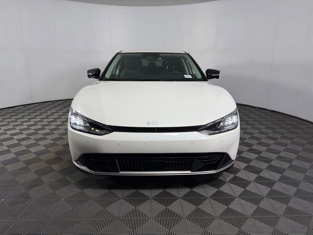 Used 2024 Kia EV6 Wind w/ Wind Technology Package AWD/4WD image 11
