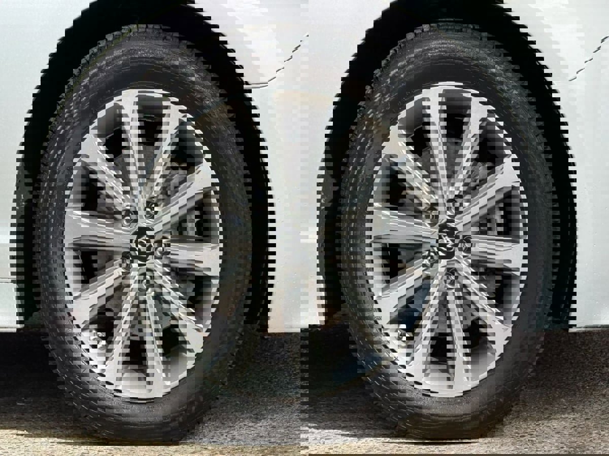 Used 2016 Hyundai Sonata Limited image 23