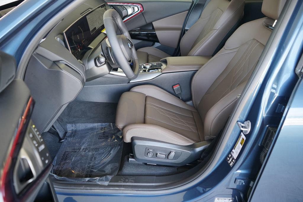 New 2026 BMW X3 xDrive30 w/ Premium Package image 9