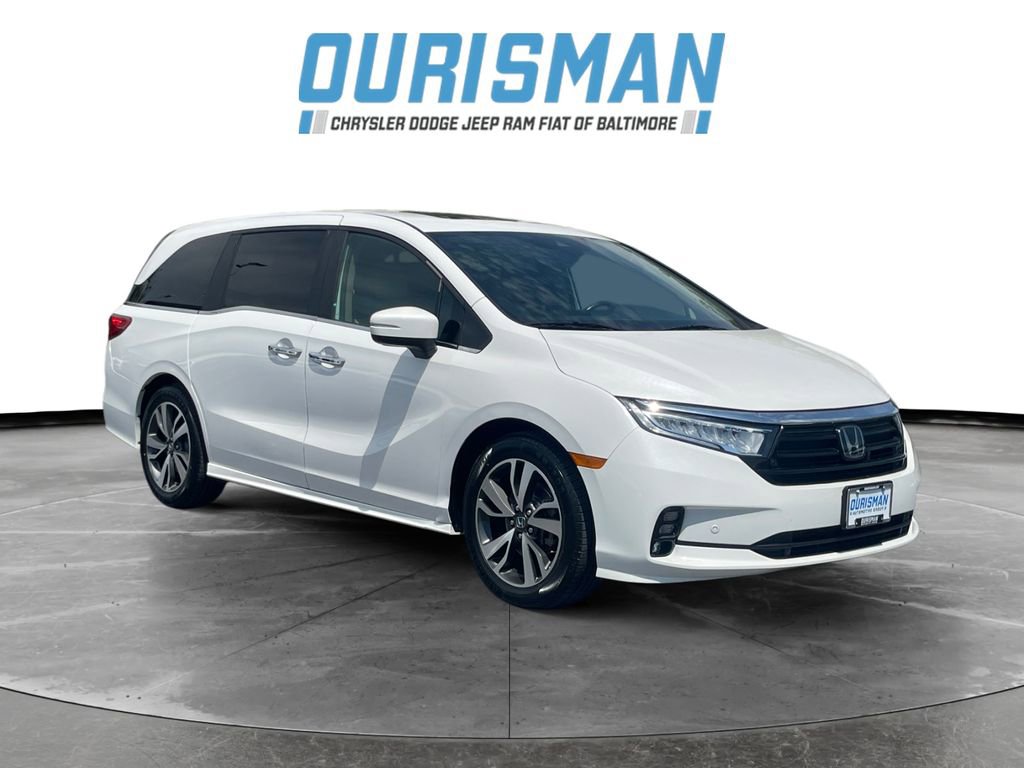 Used 2023 Honda Odyssey Touring image 1