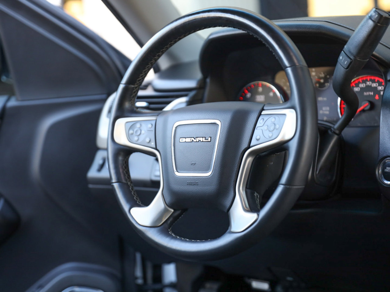 Used 2016 GMC Yukon XL Denali w/ Open Road Package image 44