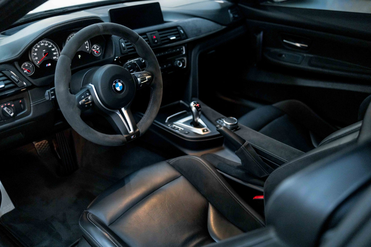 Used 2019 BMW M4 CS w/ Executive Package image 64