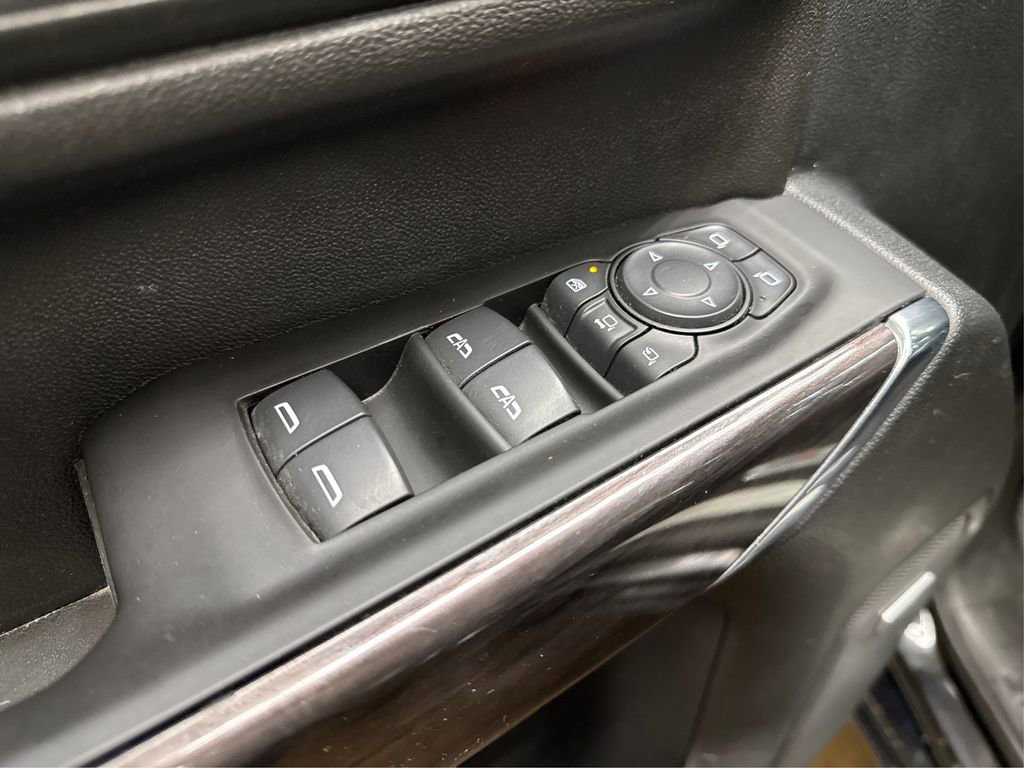 Used 2020 Chevrolet Silverado 2500 LTZ w/ LTZ Plus Package image 40