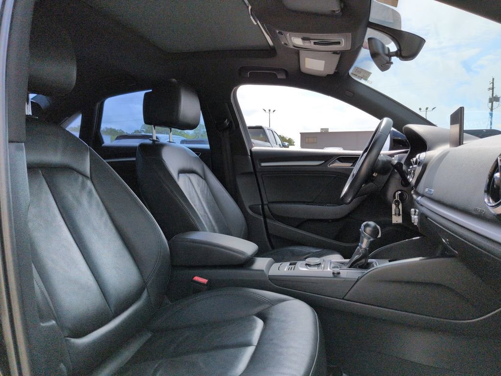Used 2018 Audi A3 2.0T Premium image 25