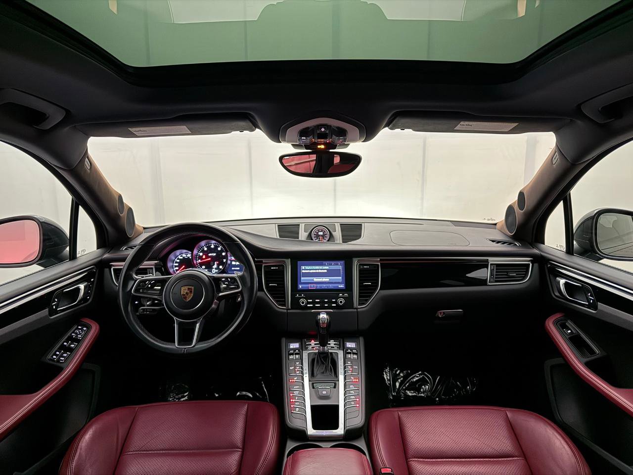 Used 2018 Porsche Macan GTS image 31