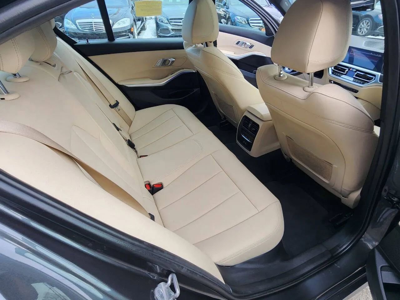 Used 2021 BMW 330i xDrive Sedan w/ Premium Package image 12