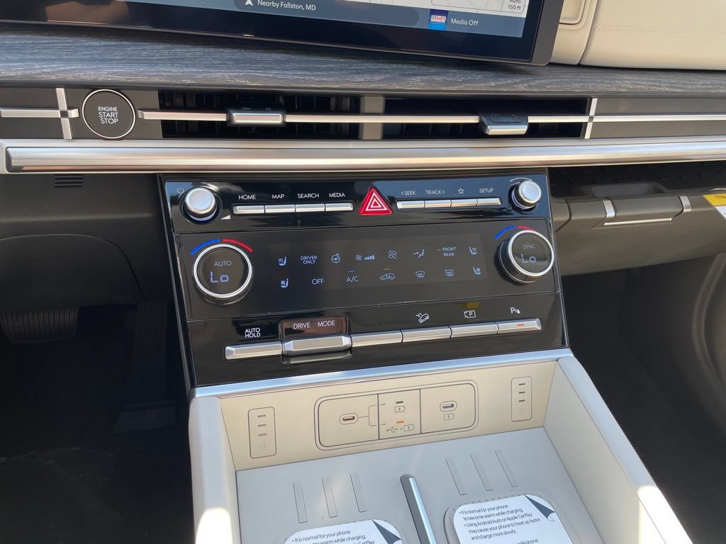 New 2026 Hyundai Santa Fe Calligraphy FWD image 16