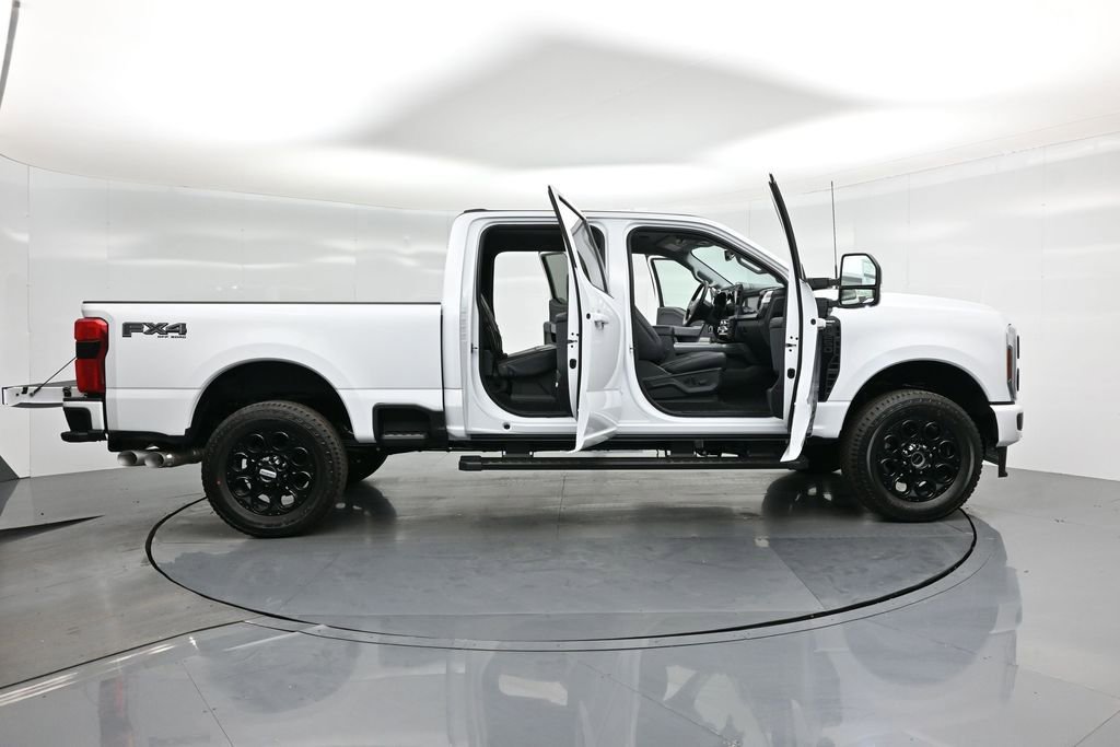 New 2025 Ford F250 Lariat w/ Lariat Ultimate Package image 4