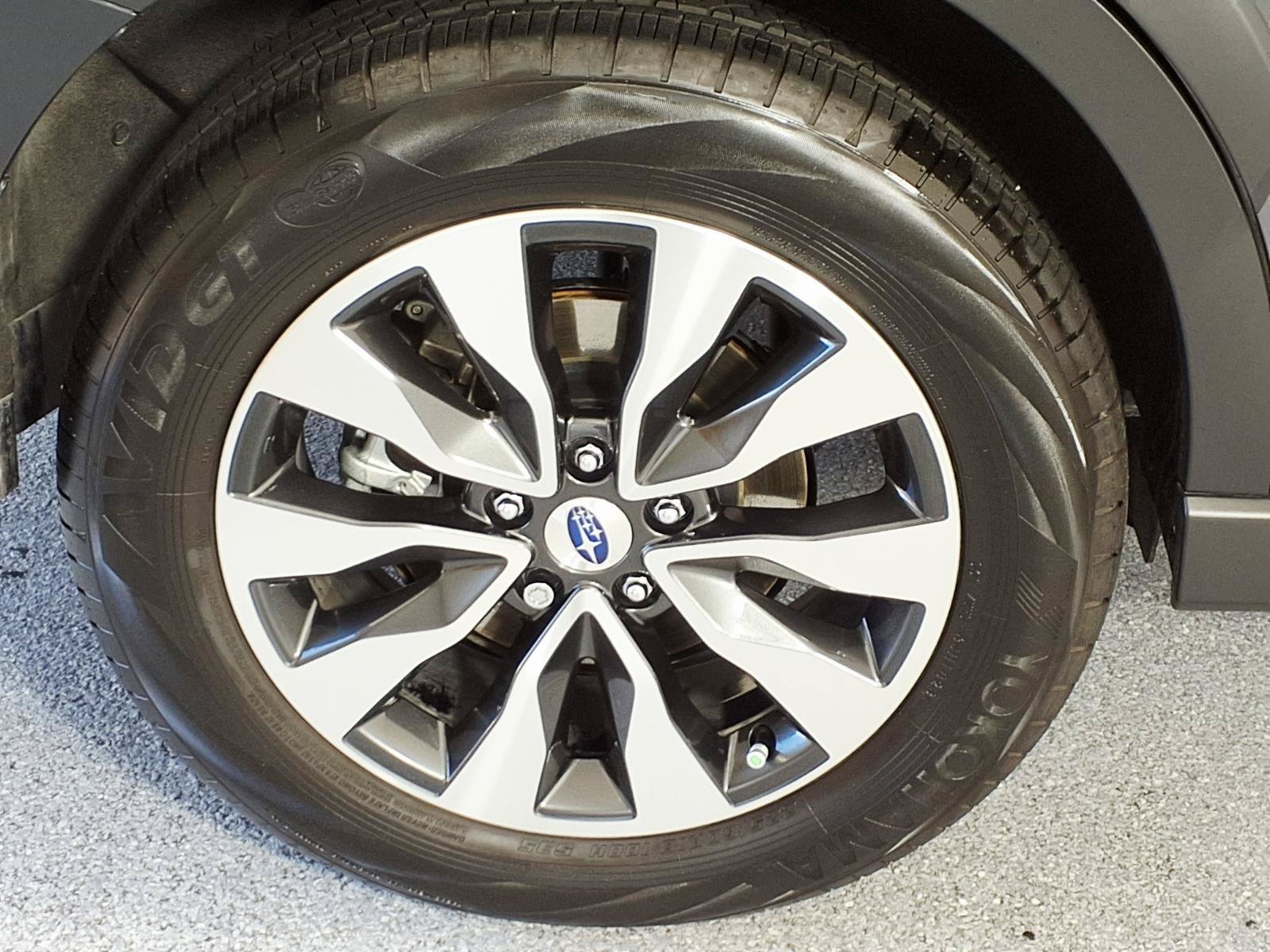 Used 2024 Subaru Outback Touring AWD/4WD image 4