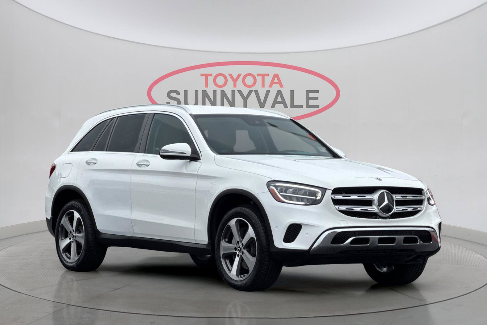 Used 2022 Mercedes-Benz GLC 300 4MATIC image 10
