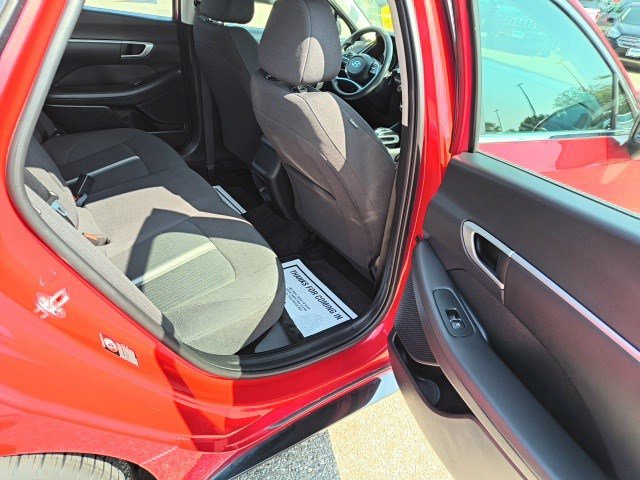 Used 2021 Hyundai Sonata SEL image 16