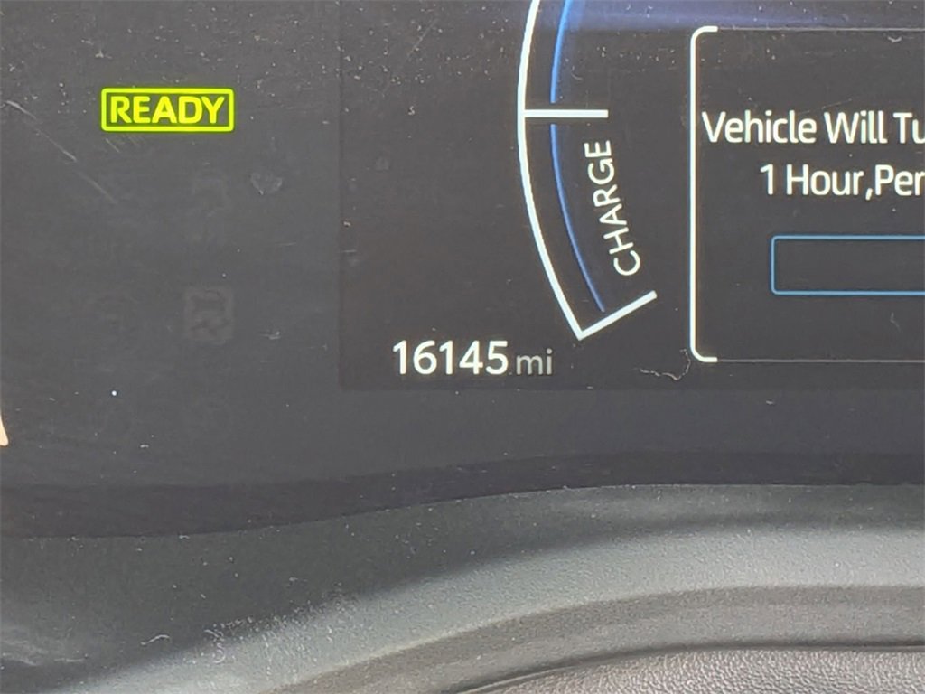 Used 2025 Toyota Camry LE image 17