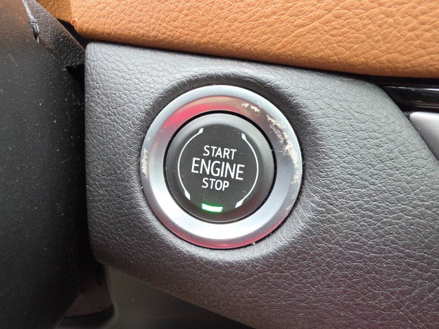 Used 2024 Cadillac XT4 Premium Luxury AWD/4WD image 51