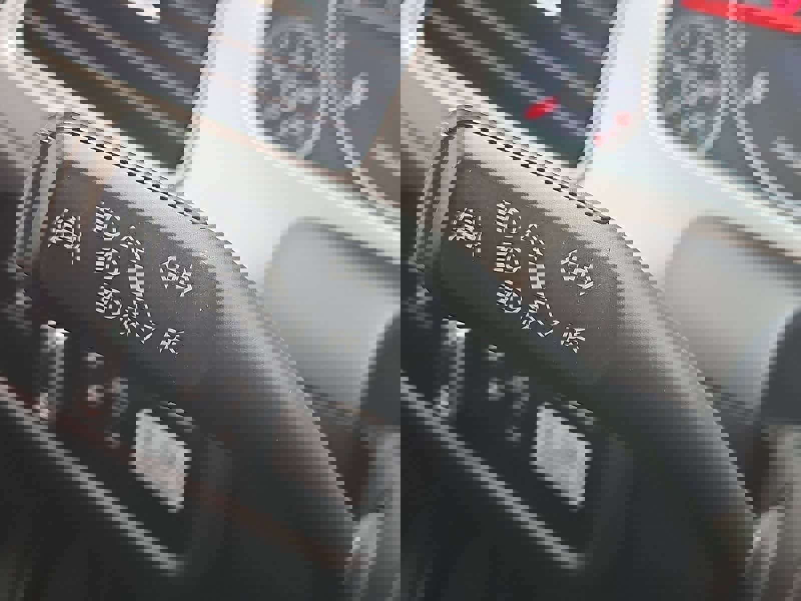 Used 2015 Volkswagen Touareg TDI AWD/4WD image 27