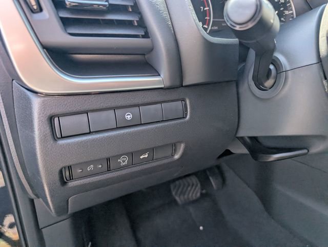 New 2026 Nissan Rogue SV w/ Cold Weather Package AWD/4WD image 17
