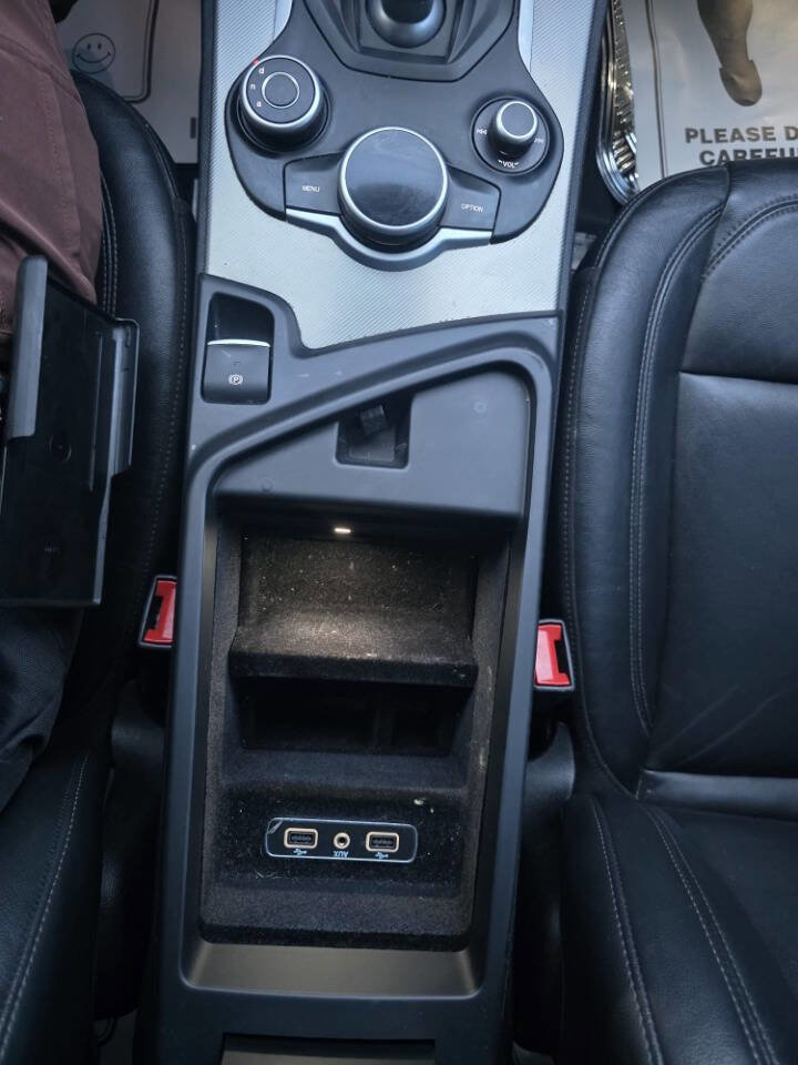 Used 2018 Alfa Romeo Stelvio Sport w/ Quick Order Package 22J Sport image 45