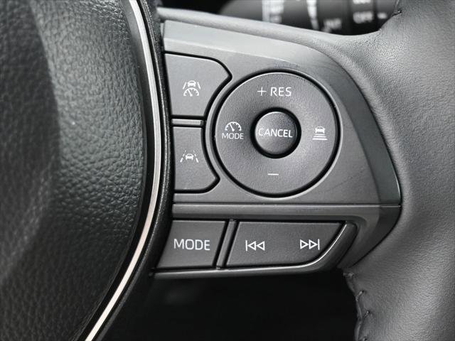 Certified 2025 Toyota Corolla Cross XLE w/ Convenience Package AWD/4WD image 19