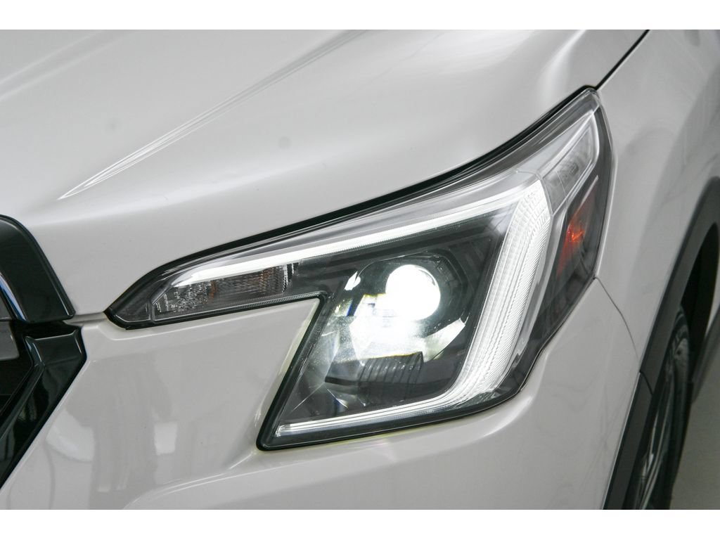 Used 2023 Subaru Forester Limited AWD/4WD image 25