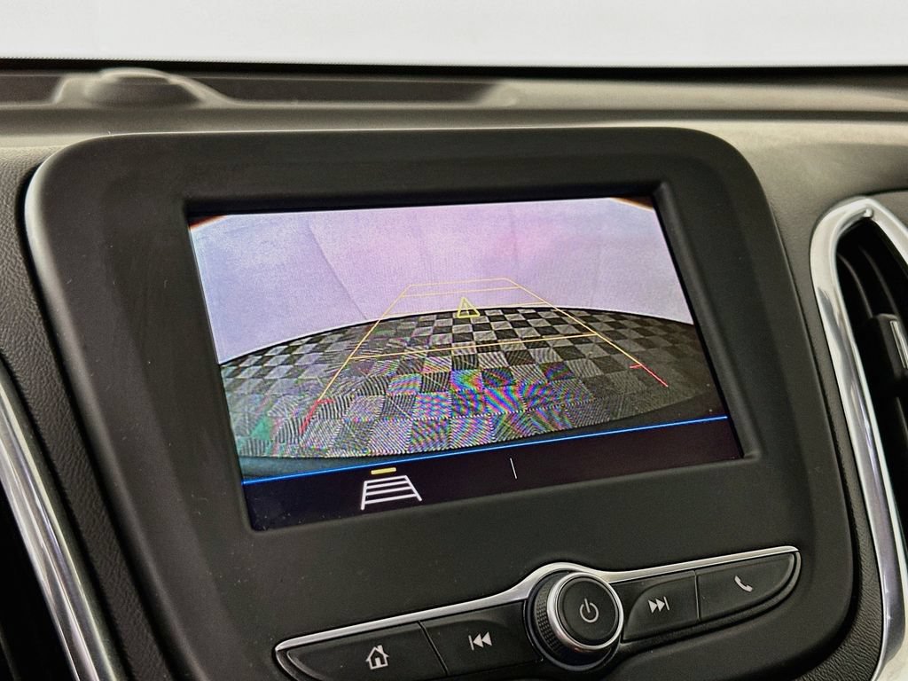 Used 2020 Chevrolet Equinox LT AWD/4WD image 19