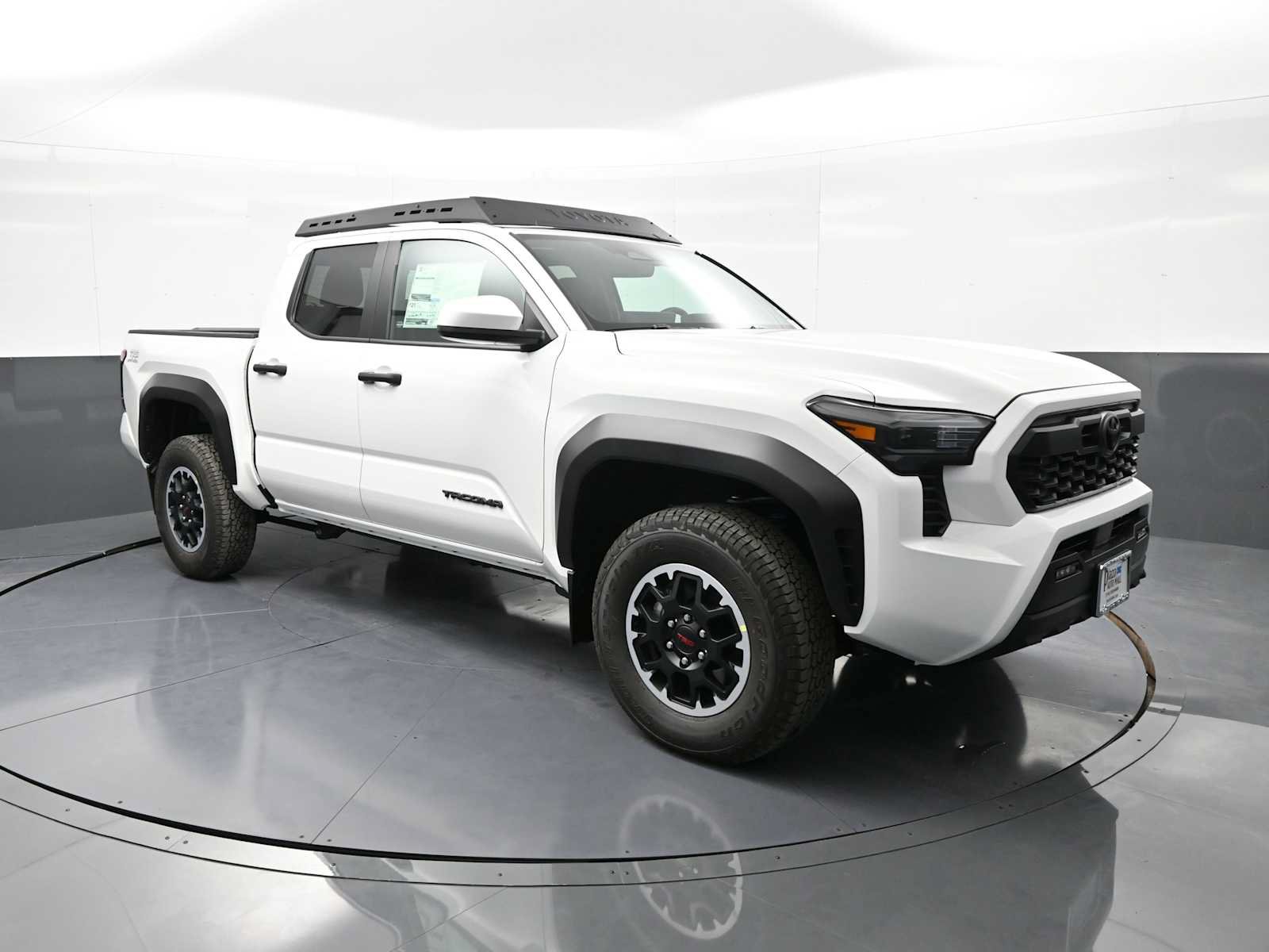 New 2024 Toyota Tacoma TRD Off-Road AWD/4WD image 4