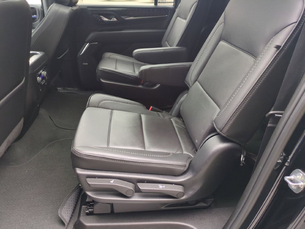 Certified 2024 GMC Yukon XL Denali AWD/4WD image 32