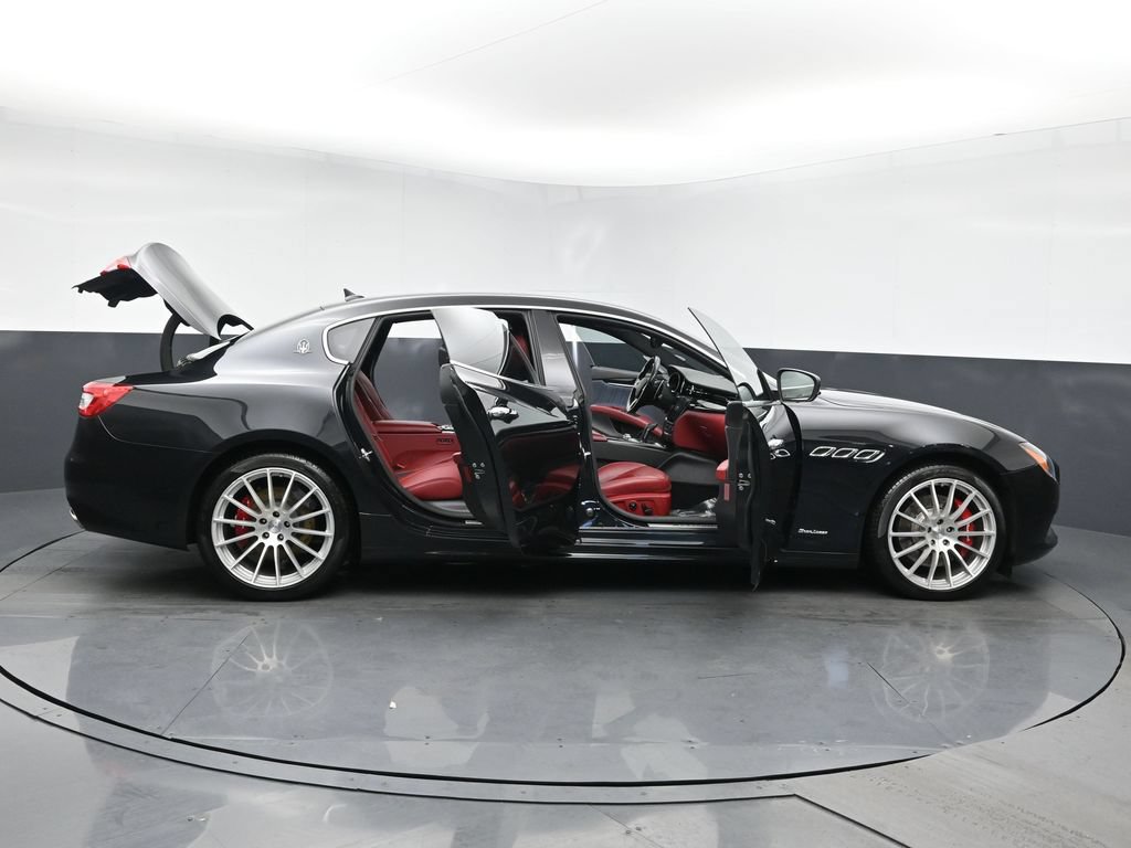 Used 2019 Maserati Quattroporte S GranLusso Q4 AWD/4WD image 28