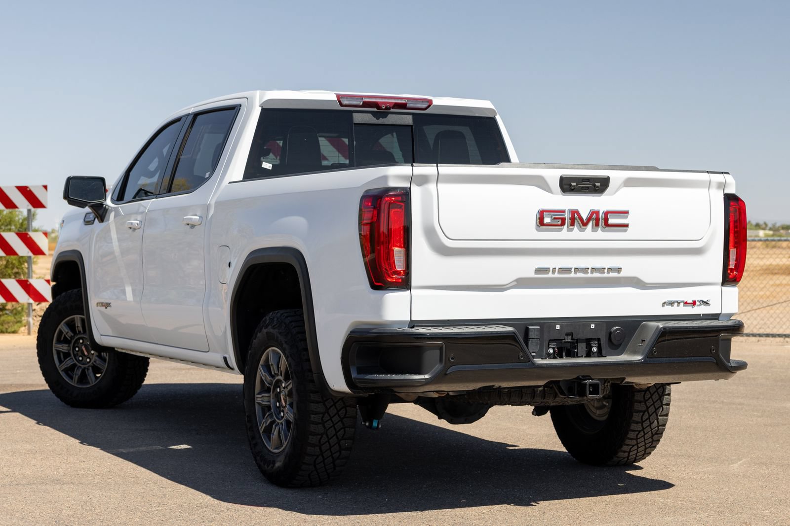 Used 2025 GMC Sierra 1500 AT4X AWD/4WD image 8