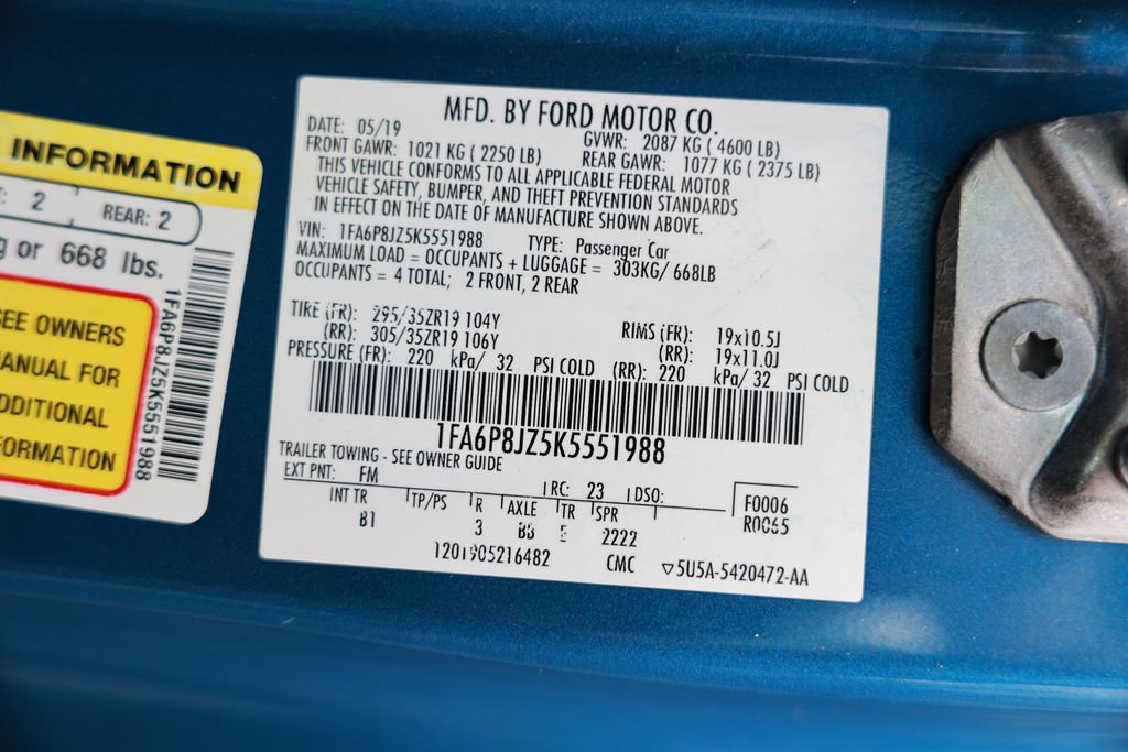 Used 2019 Ford Mustang Shelby GT350 w/ Technology Package image 40