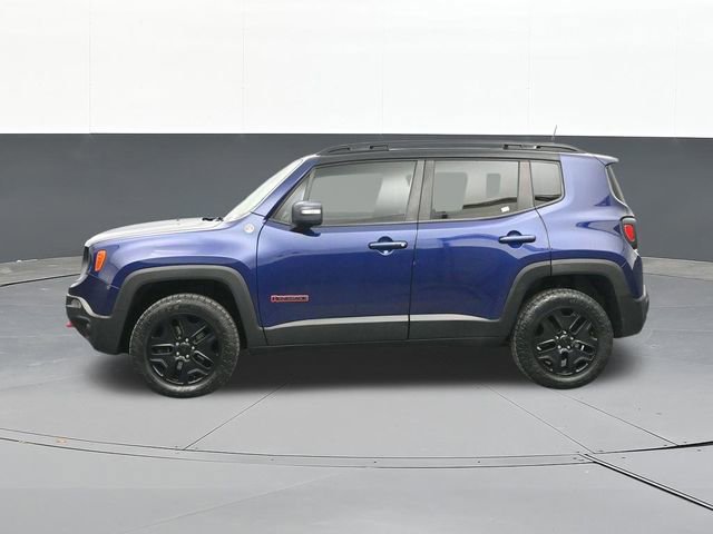 Used 2018 Jeep Renegade Trailhawk w/ Cold Weather Group II AWD/4WD image 9