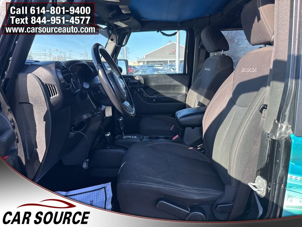 Used 2018 Jeep Wrangler Sahara w/ Connectivity Group image 13