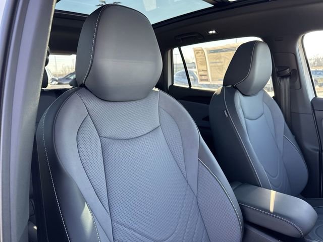 New 2026 Volkswagen Tiguan SE R-Line image 24