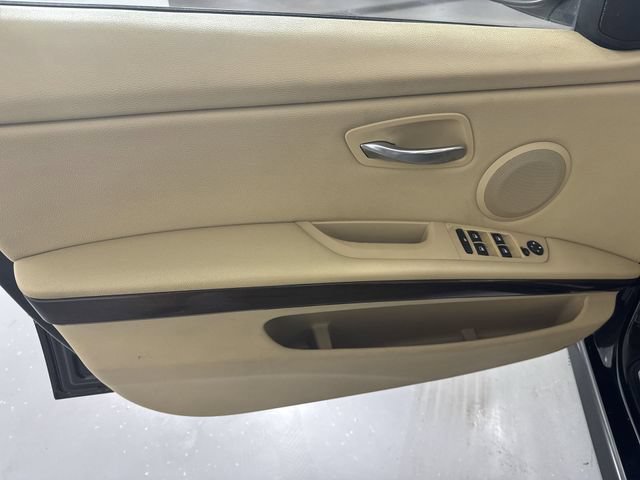 Used 2009 BMW 328i xDrive Sedan AWD/4WD image 20
