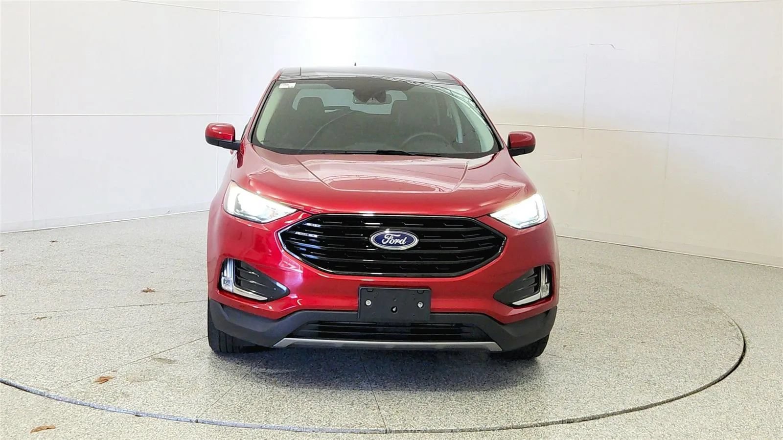 Used 2022 Ford Edge SEL w/ Convenience Package AWD/4WD image 2